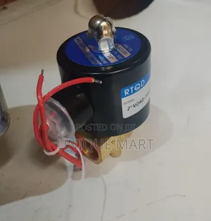 1/2" Brass Solenoid Valve. Normally Closed. 10 Bar, 220v