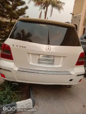 Mercedes-Benz GLK-Class 350 2010 Pearl