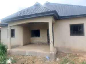 3bdrm Bungalow in Nice Estate In Mowe, Obafemi-Owode for sale