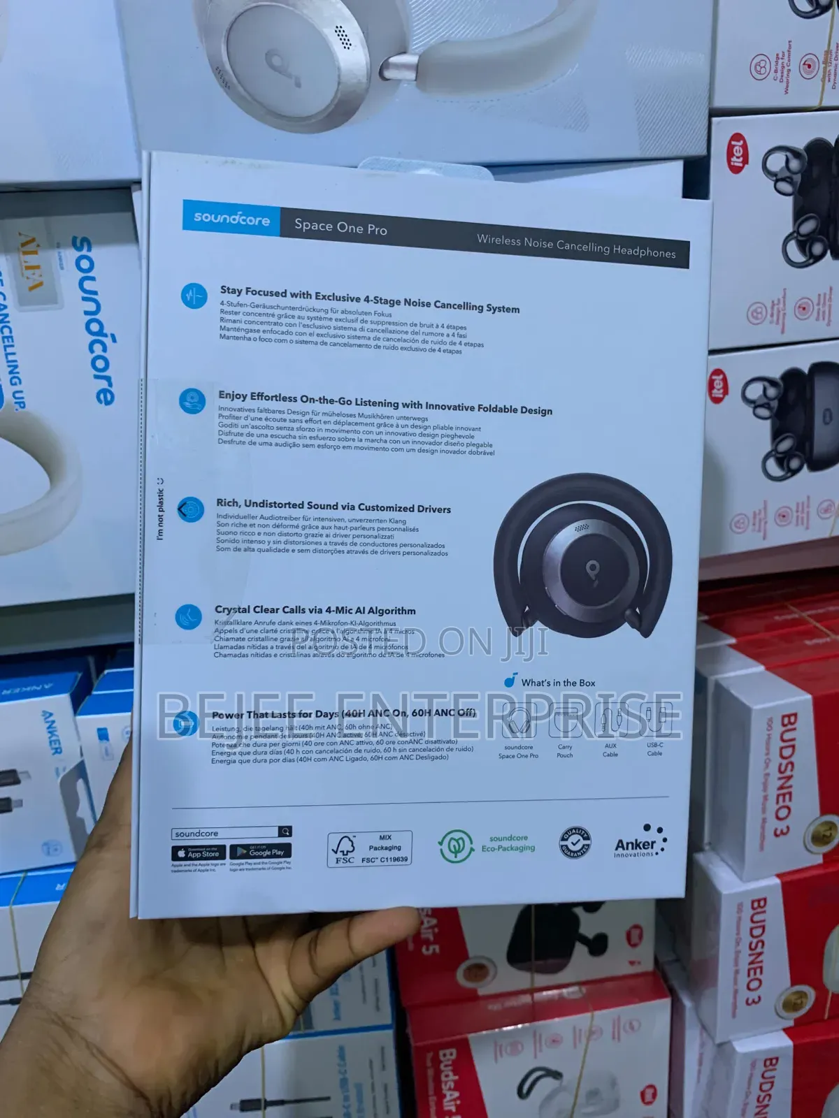 Soundcore Space One Pro
