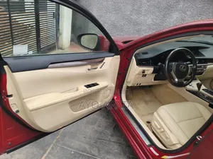 Lexus ES 2014 Red
