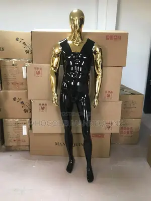 V Neck Full Fibreglass Male Mannequin Black Gold