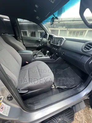 Toyota Tacoma 4dr Double Cab 2016 Silver