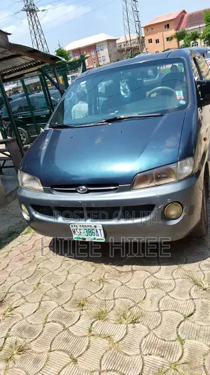 Hyundai Starex 2005 Blue