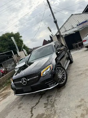 Mercedes-Benz GLC-Class 2017 Black