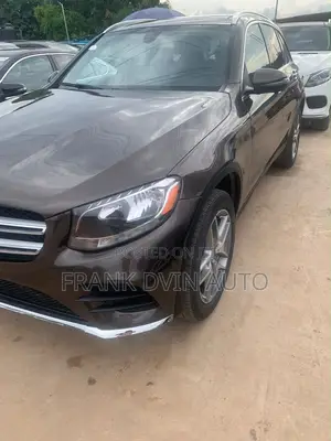Mercedes-Benz GLC-Class 2018 Brown