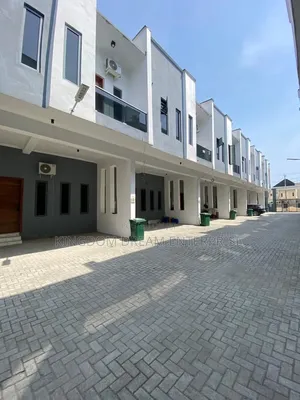 4bdrm Duplex in Ikota Lekki Lagos for rent