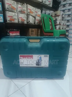 Makita Magnetic Drill
