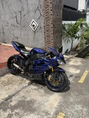Kawasaki Ninja ZX-10R 2006 Blue
