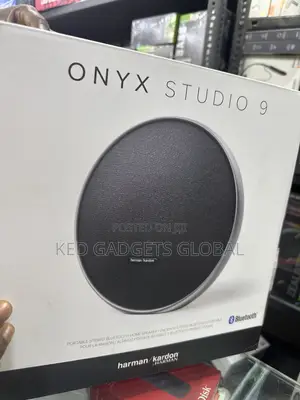 Onyx Studio 9