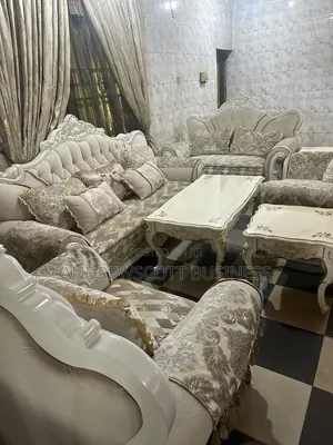 Royal Sofa Chair 1