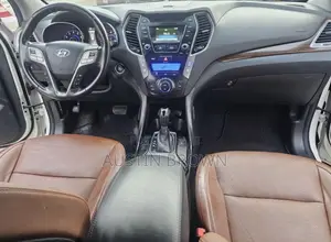 Hyundai Santa Fe Limited 4dr SUV AWD (3.3L 6cyl 6A) 2015 White
