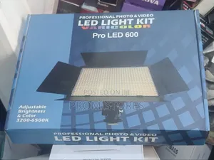 Proled, 600 Led Light Kit With Double Batteries And Tripod Stand