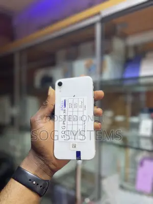 Apple iPhone XR 256 GB White