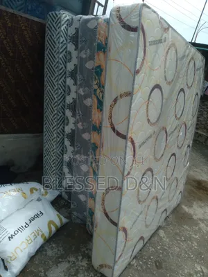 High Quality Semi Orthopedic Healthlux Mattress