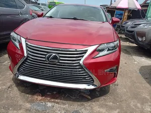 Lexus ES 2015 Red