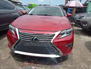 Lexus ES 2015 Red