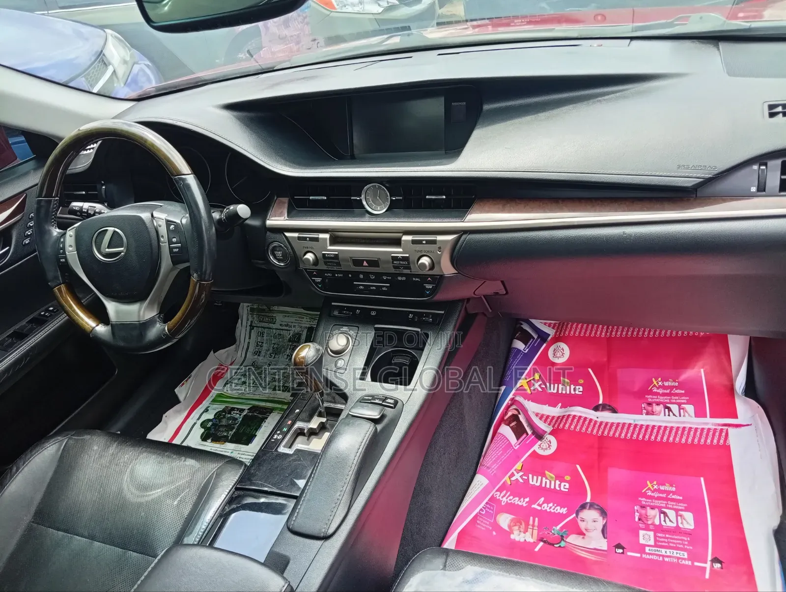 Lexus ES 2015 Red