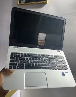 Laptop HP Envy 15 8GB Intel Core i5 HDD 500GB