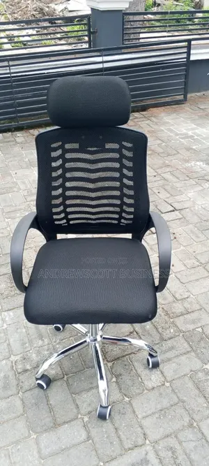 Swivel Mesh Chair With Headrest