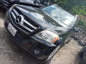 Mercedes-Benz GLK-Class 2010 Black