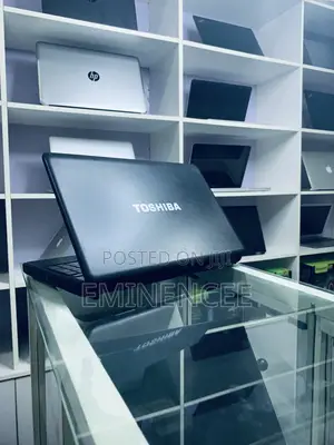 Laptop Toshiba Satellite Pro C650 6GB Intel Core i3 HDD 320GB