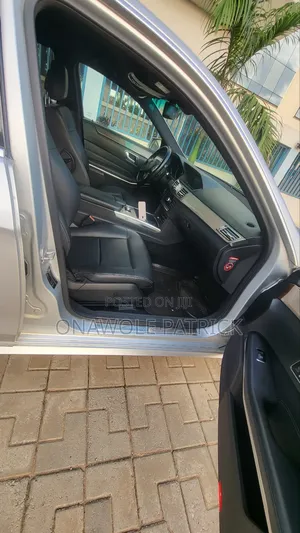 Mercedes-Benz E200 2014 Silver