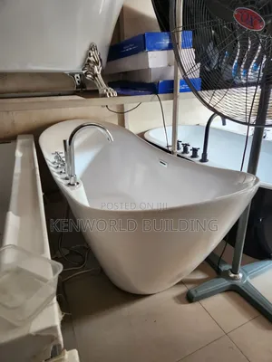 Luxury Acrylic Bath With Mixer