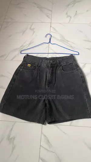 Thrift Short