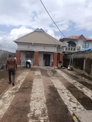 4bdrm Bungalow in Liasu Road Council, Iseri Olofin for sale