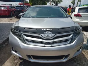 Toyota Venza 2015 Silver