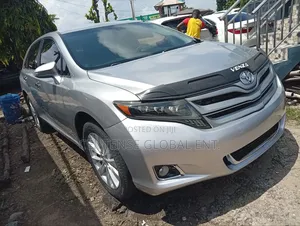 Toyota Venza 2015 Silver