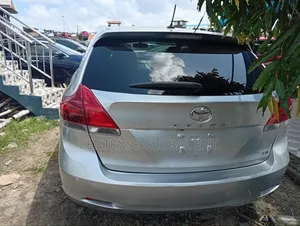 Toyota Venza 2015 Silver