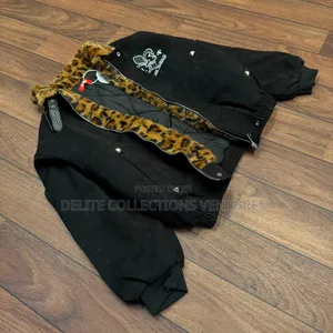 *Ayla Bomber Jacket W Leopard Print Faux Fur Collar* *M-Xl*