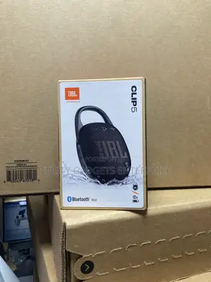 JBL Clip 5
