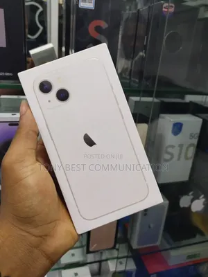 New Apple iPhone 13 128 GB White