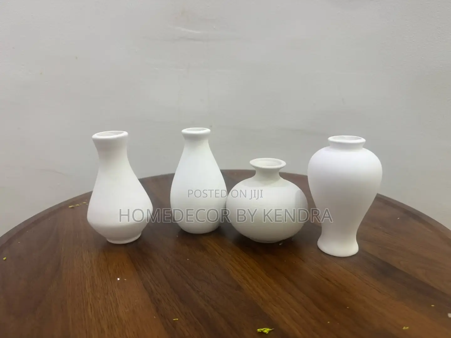 Minimal Ceramic Flower Vase