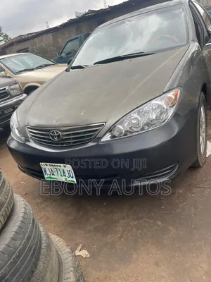 Toyota Camry 2006 Gray