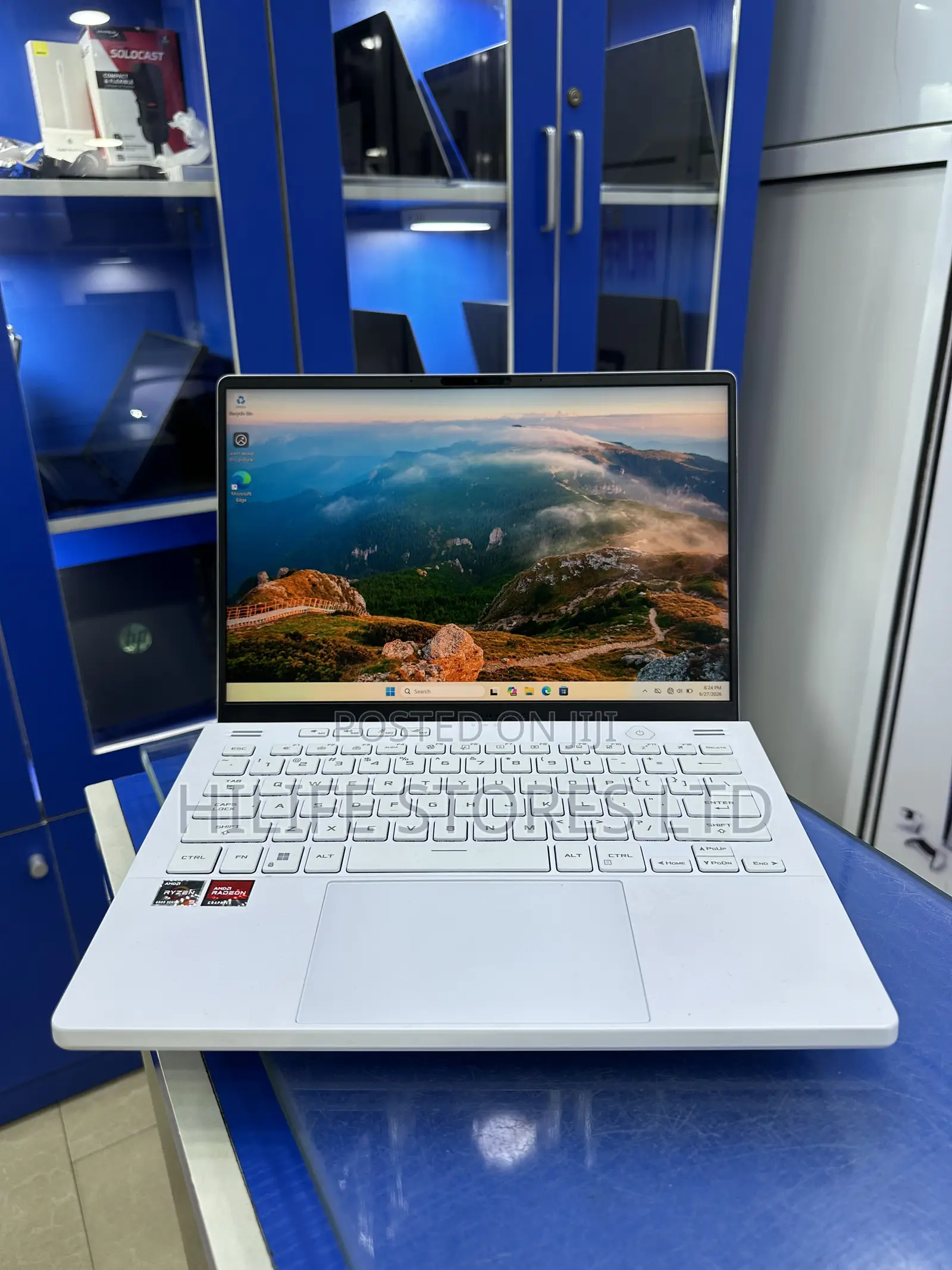 Laptop Asus ROG Zephyrus G14 24GB AMD Ryzen 9 SSD 1T