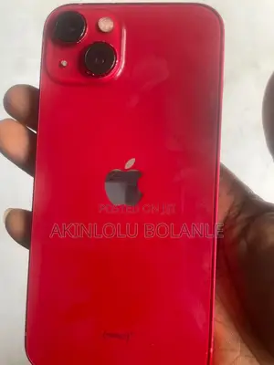 Apple iPhone 13 128 GB Red