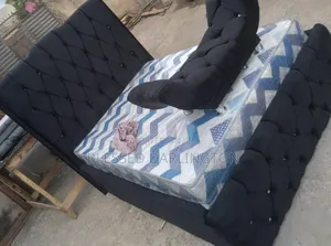 High Quality Black Fabric Upholstery Bed Frame