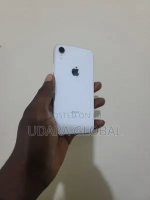 Apple iPhone XR 64 GB White