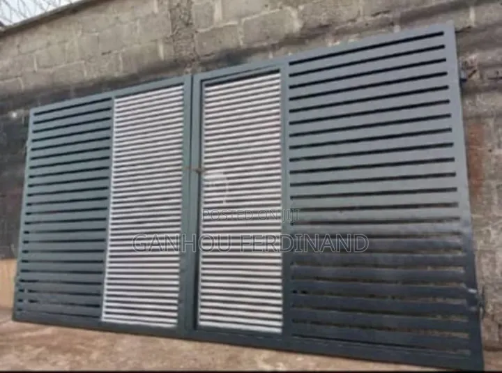 Welder Rolling Gate