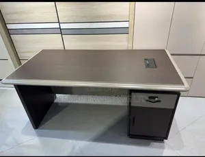 Unique Classic Imported 1.4meters Office Table So Good to Resist
