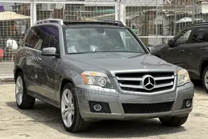 Mercedes-Benz GLK-Class 2012 Gray