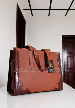 Maxi Tote Bag