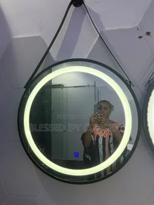 Quality Led Circle Mirror With 3 Lighting