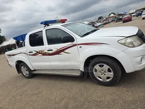 Toyota Hilux 2.0 VVT-i 2010 White