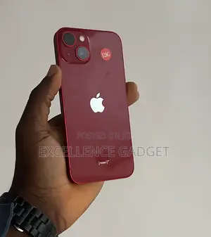 Apple iPhone 13 128 GB Red