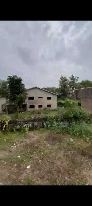 Landed Property at Alalubosa GRA